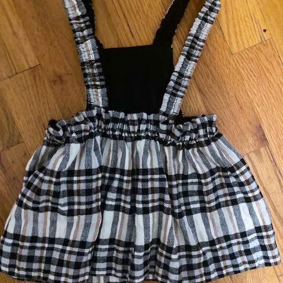 Romper - Picture 2 of 4